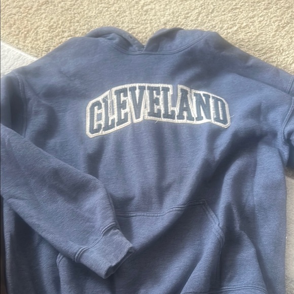 Cleveland Blue Sweater - Picture 1 of 2